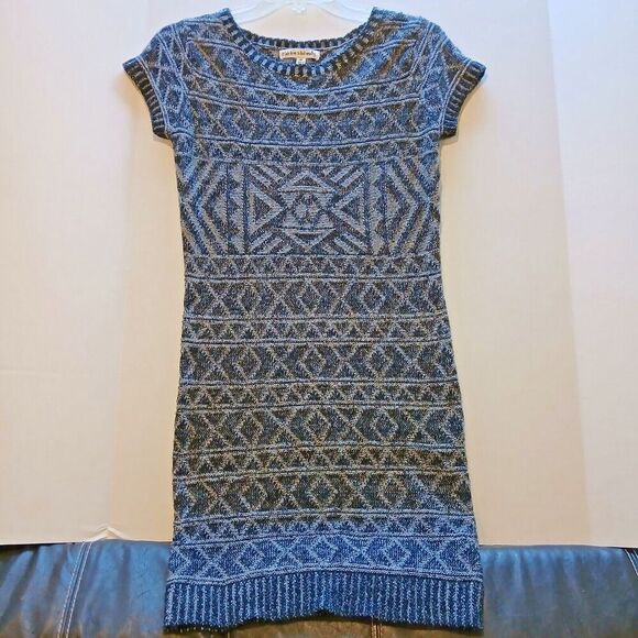 Made for Me To Look Amazing Size Med, This Dress is Business Atire and Fitted. - Picture 9 of 9